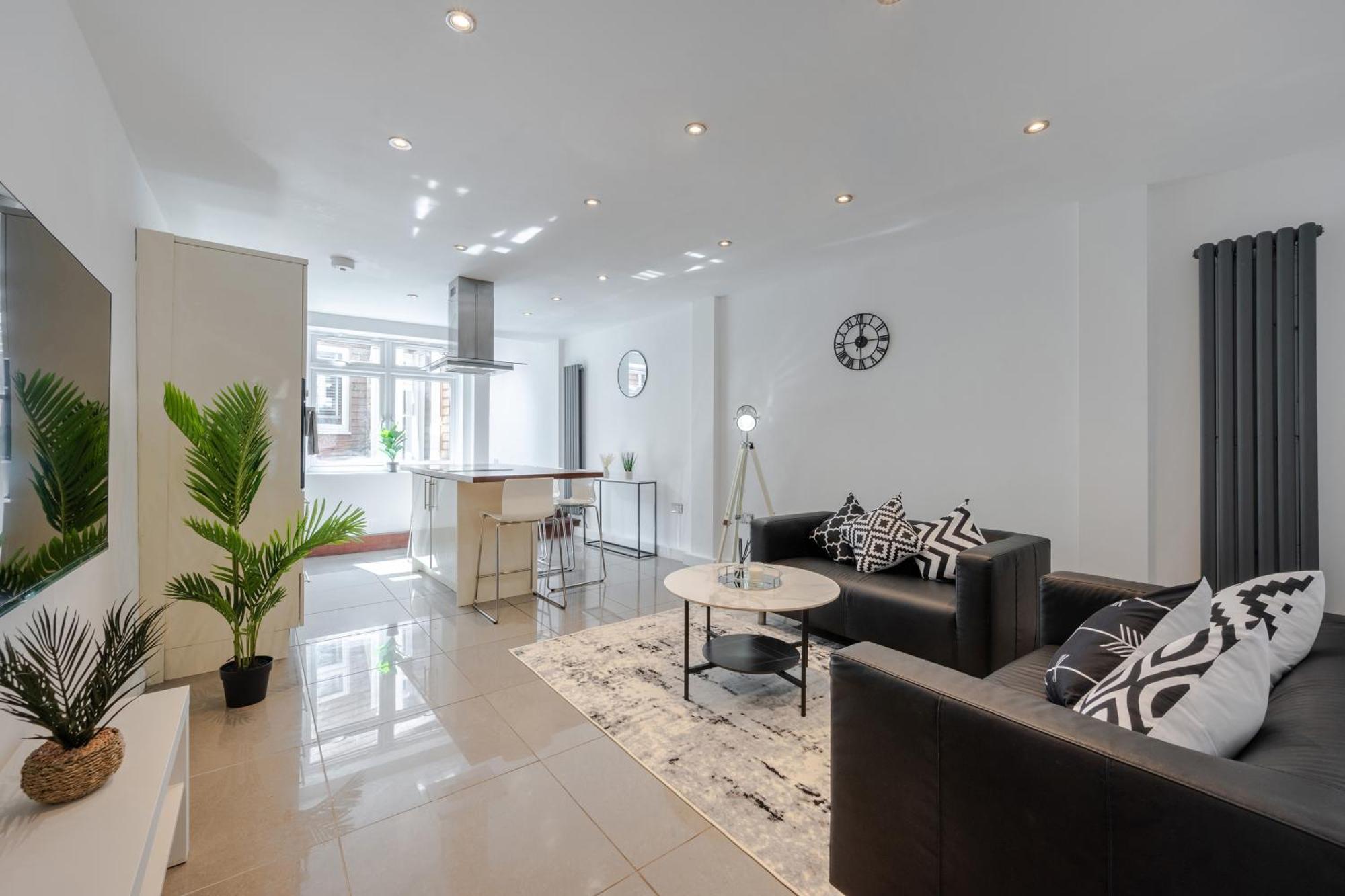 Stylish Two Bedroom Apartment By Central London With Garden Eksteriør bilde
